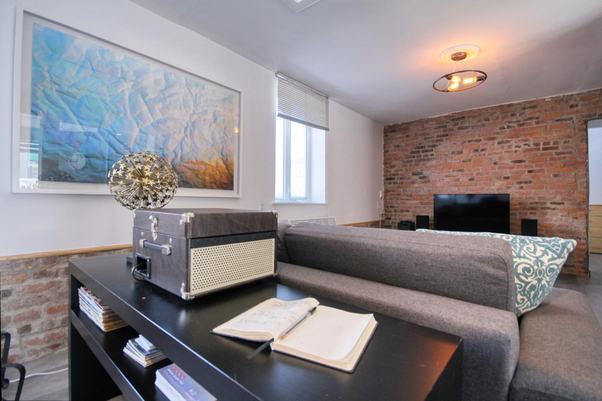 Quebec Grand Appartement By Hebergements Dcl 外观 照片