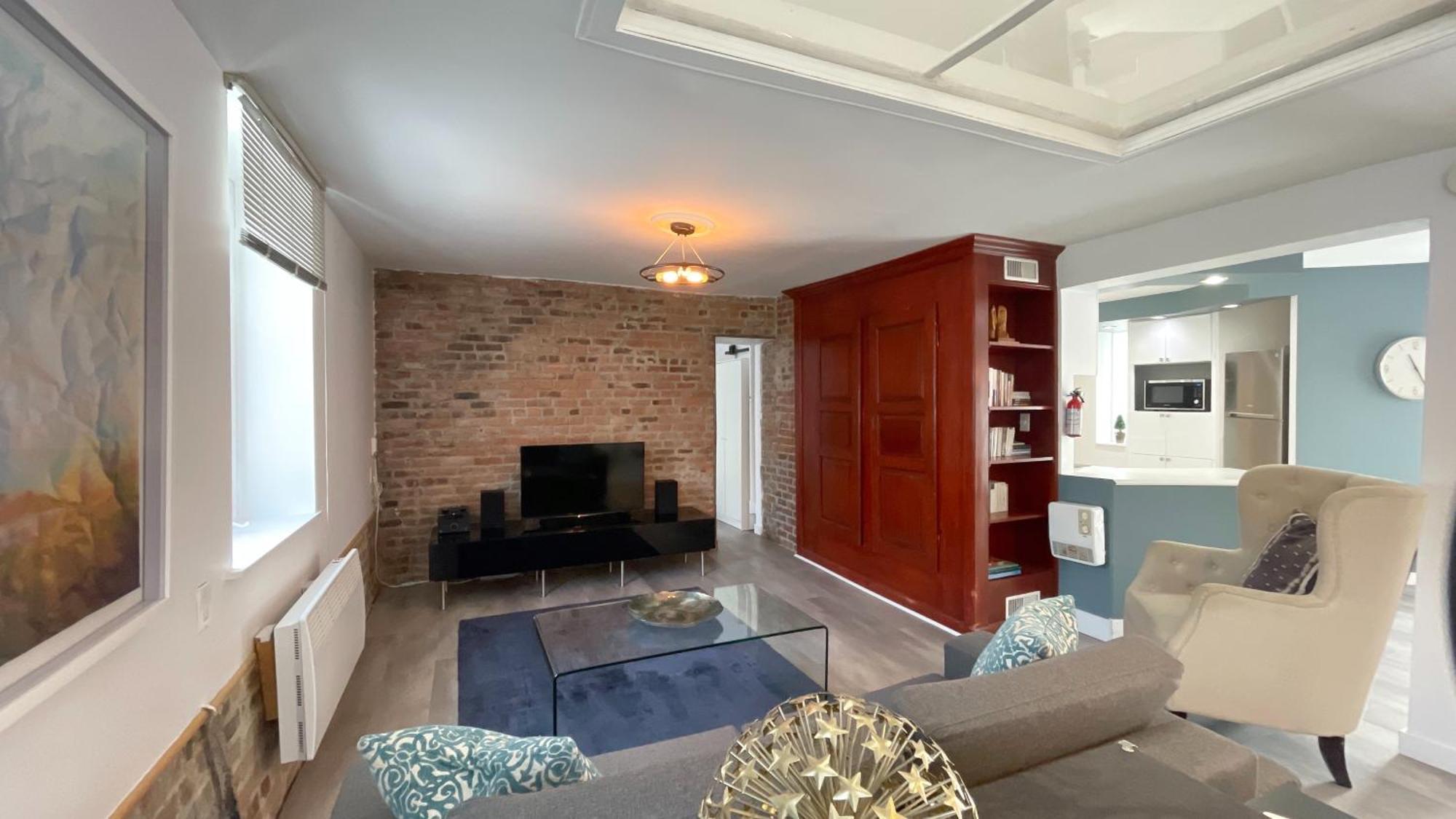 Quebec Grand Appartement By Hebergements Dcl 外观 照片